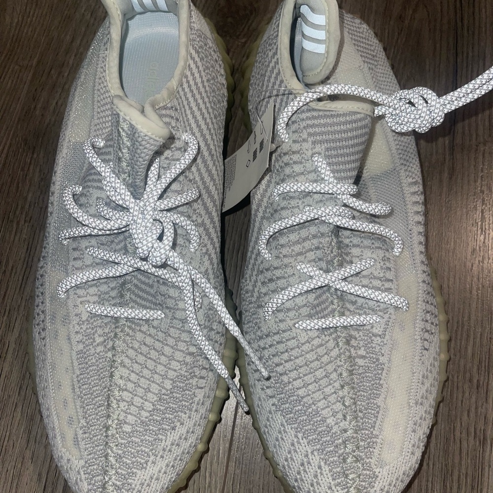 Yeezy Boost 350 V2 'Static Non-Reflective' 2023